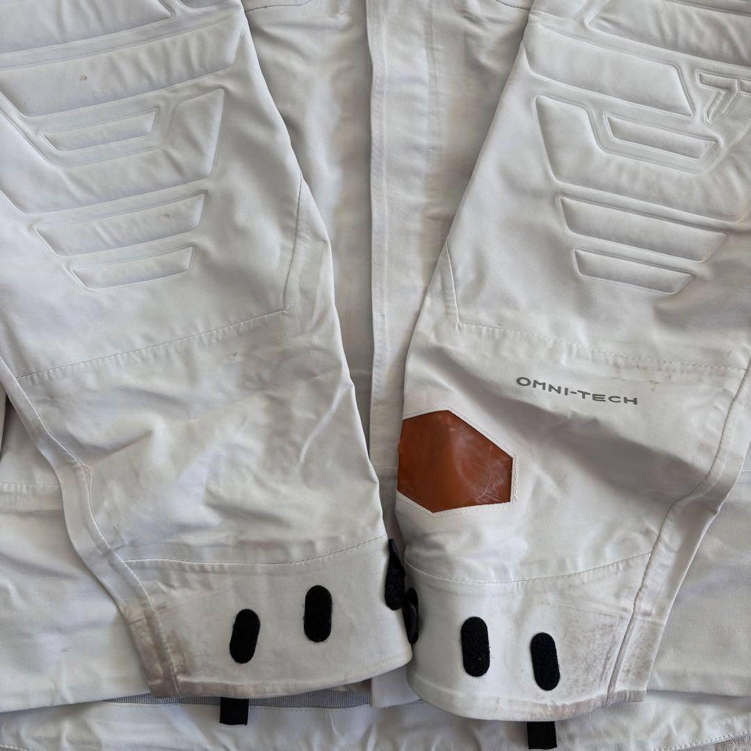 Columbia TITANIUMスノーボードウェア ジャケットMパンツLカモ柄