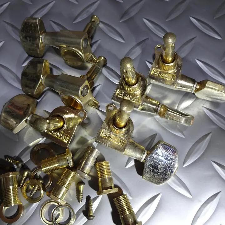 ３：３　GOTOH　GOLD　ペグ　PEG