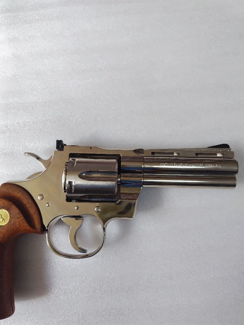 タナカ　コルトパイソン　 4インチ　ニッケル　ガスガン