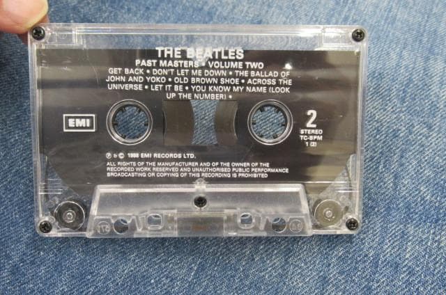THE　BEATLES　パスト・マスターズ・VOLUM TWOカセットテープ