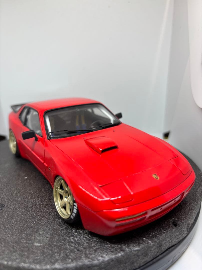 プラモデル完成品　ハセガワ　ポルシェ 944 ターボ　ストリート戻し　1/24