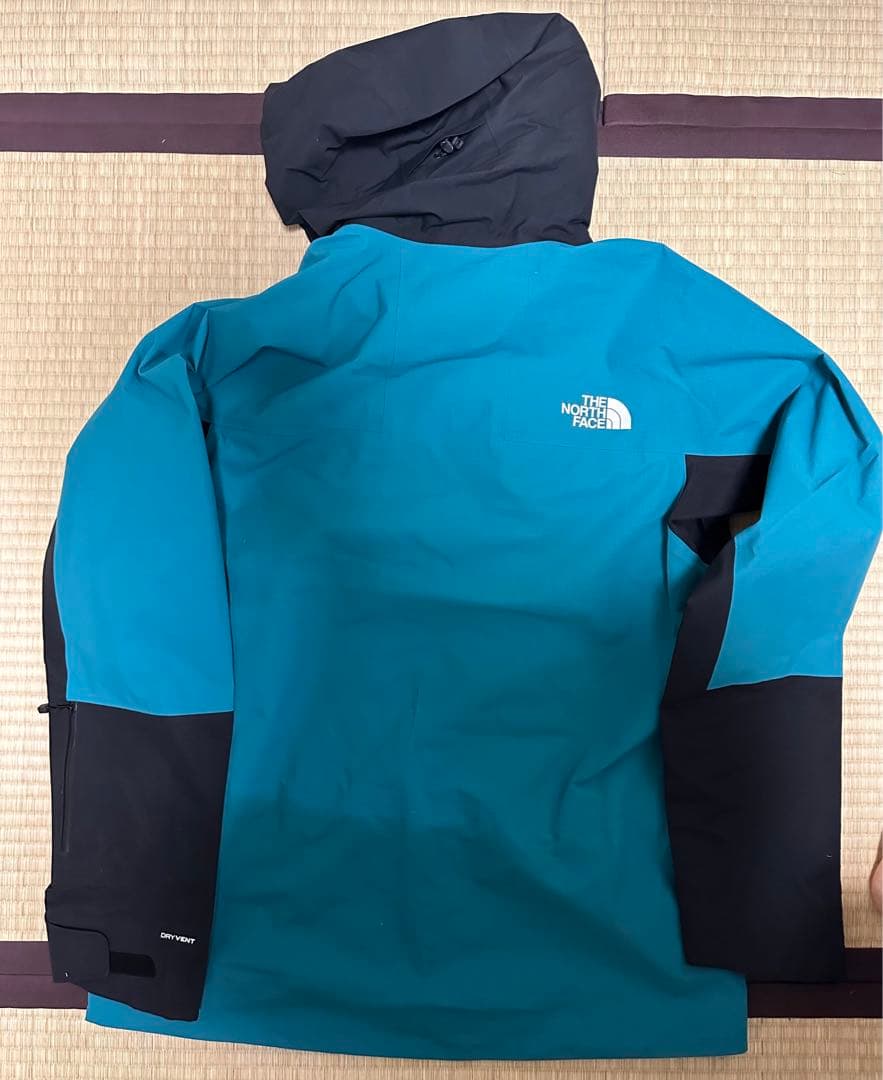 【新品タグ付き】ノースフェイス スノーウエア スノボウェア スノボジャケット