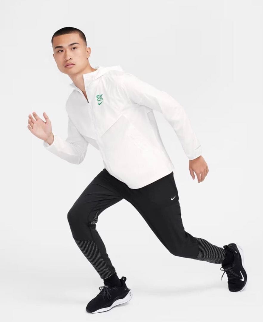 ナイキ　インポッシブリー ライト キプチョゲ　レペル ウィンドランナージャケット