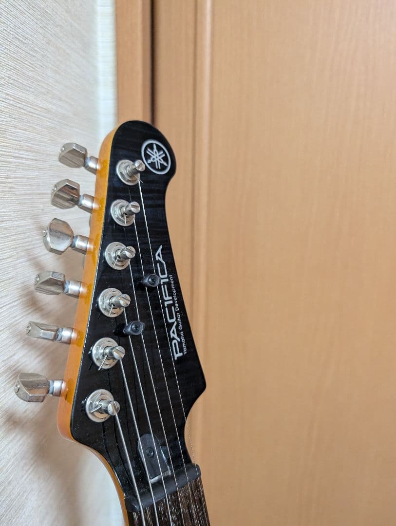 ギター Yamaha PACIFICA 611 hfm
