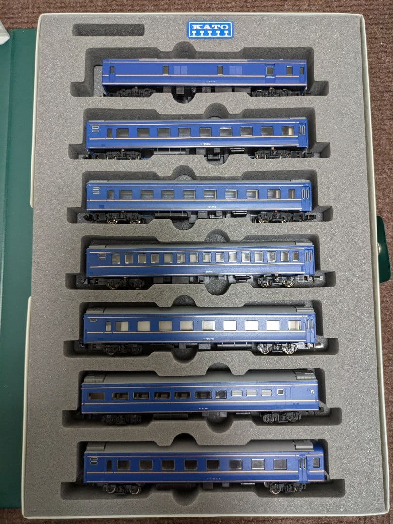 KATO 24系25型金帯 7両