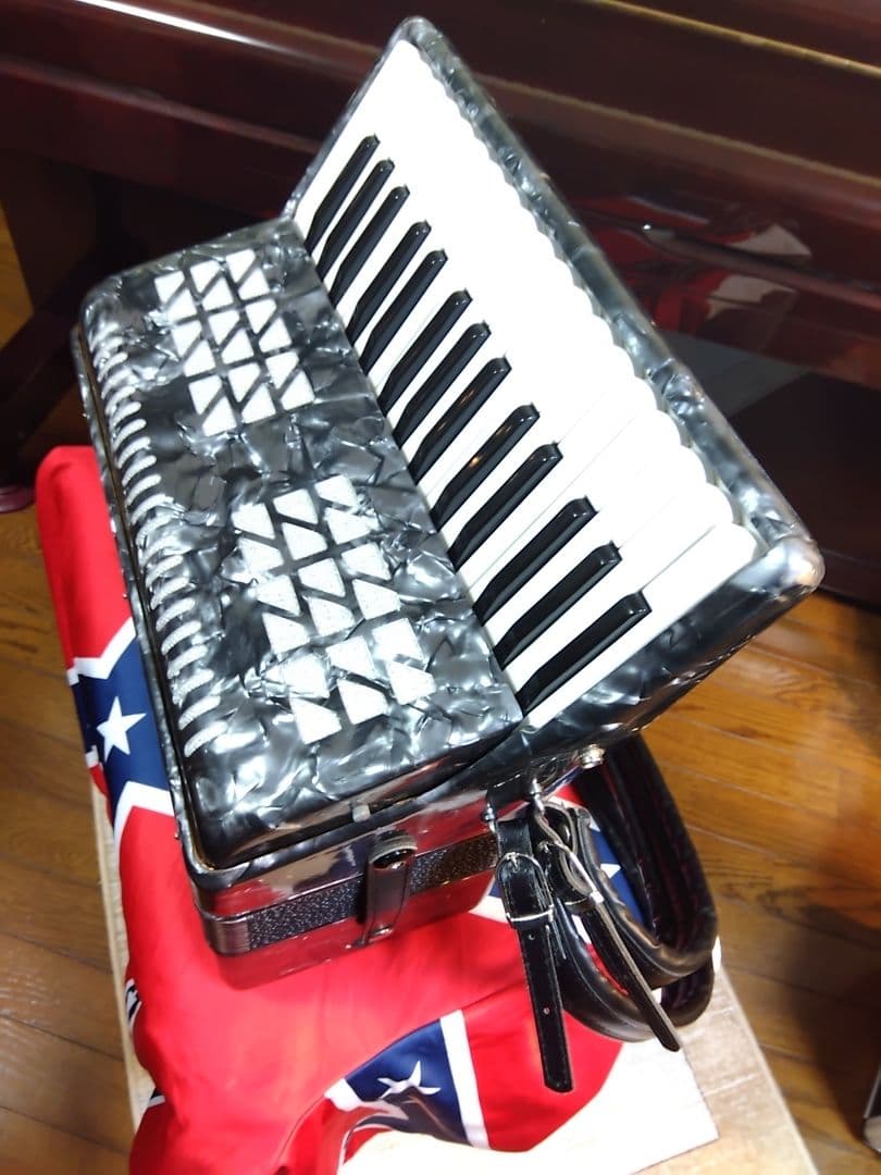 KC（キョーリツ) アコーディオン ACD500/レッド 32鍵盤+32ベース