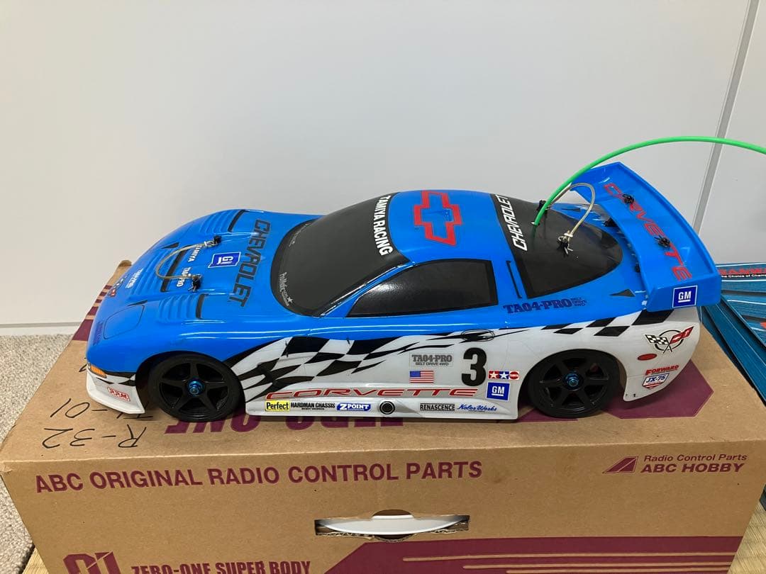 タミヤTA-04 PRO OP多数プロポアンプサーボ付き【大幅値下げ】