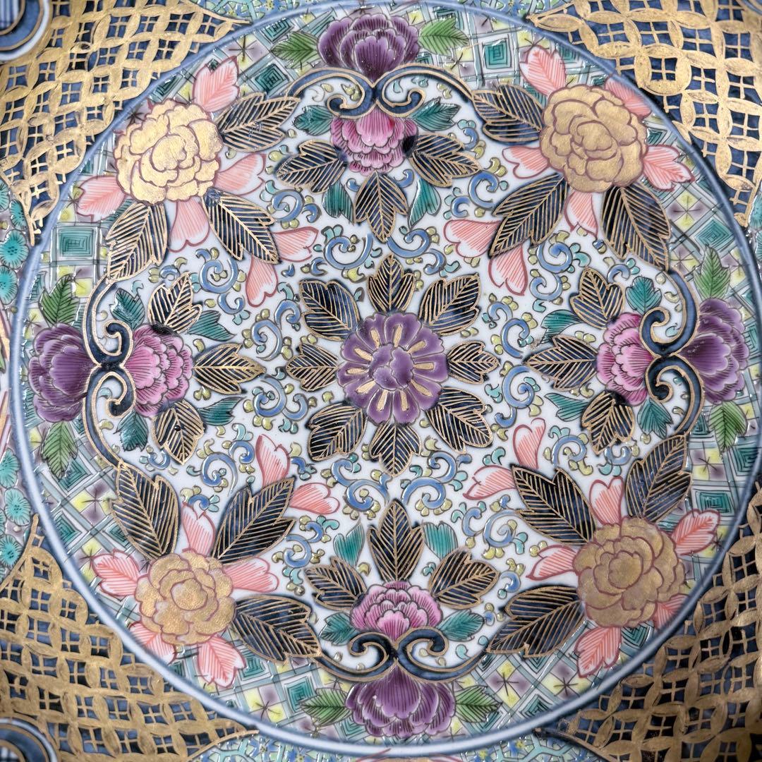 明治〜大正時代　アンティーク有田　極上品　色絵花草文様三ツ揃鉢　箱付　超絶技巧