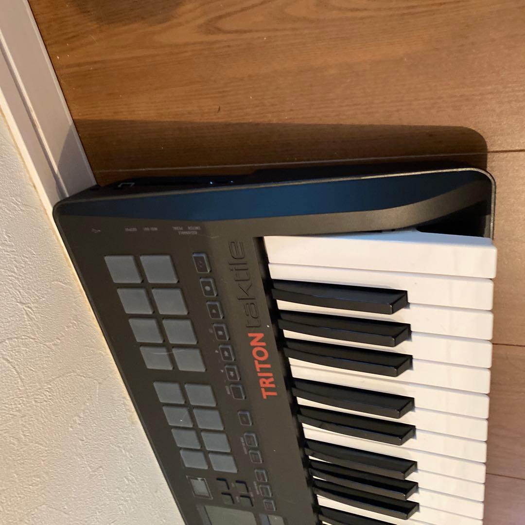 【訳あり品】【送料無料】KORG TRITON taktile TRTK-49