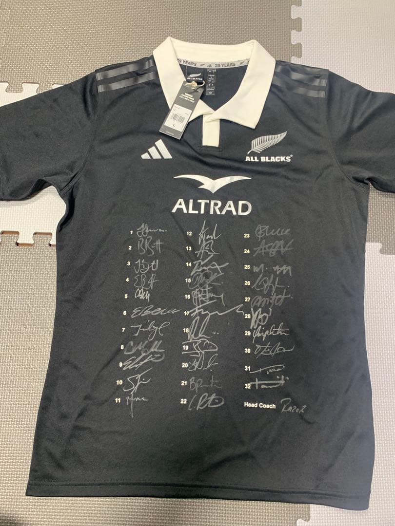 【超貴重】オールブラックス 直筆サイン入り　ユニフォーム