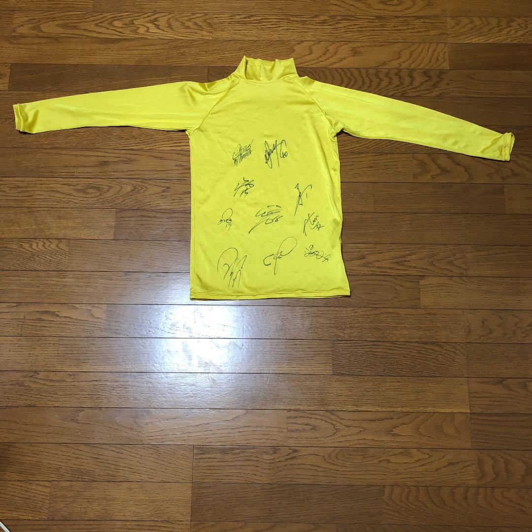 サッカーウェア　セレッソ大阪　サイン入り　インナーシャツ　清武弘嗣　山口蛍　など