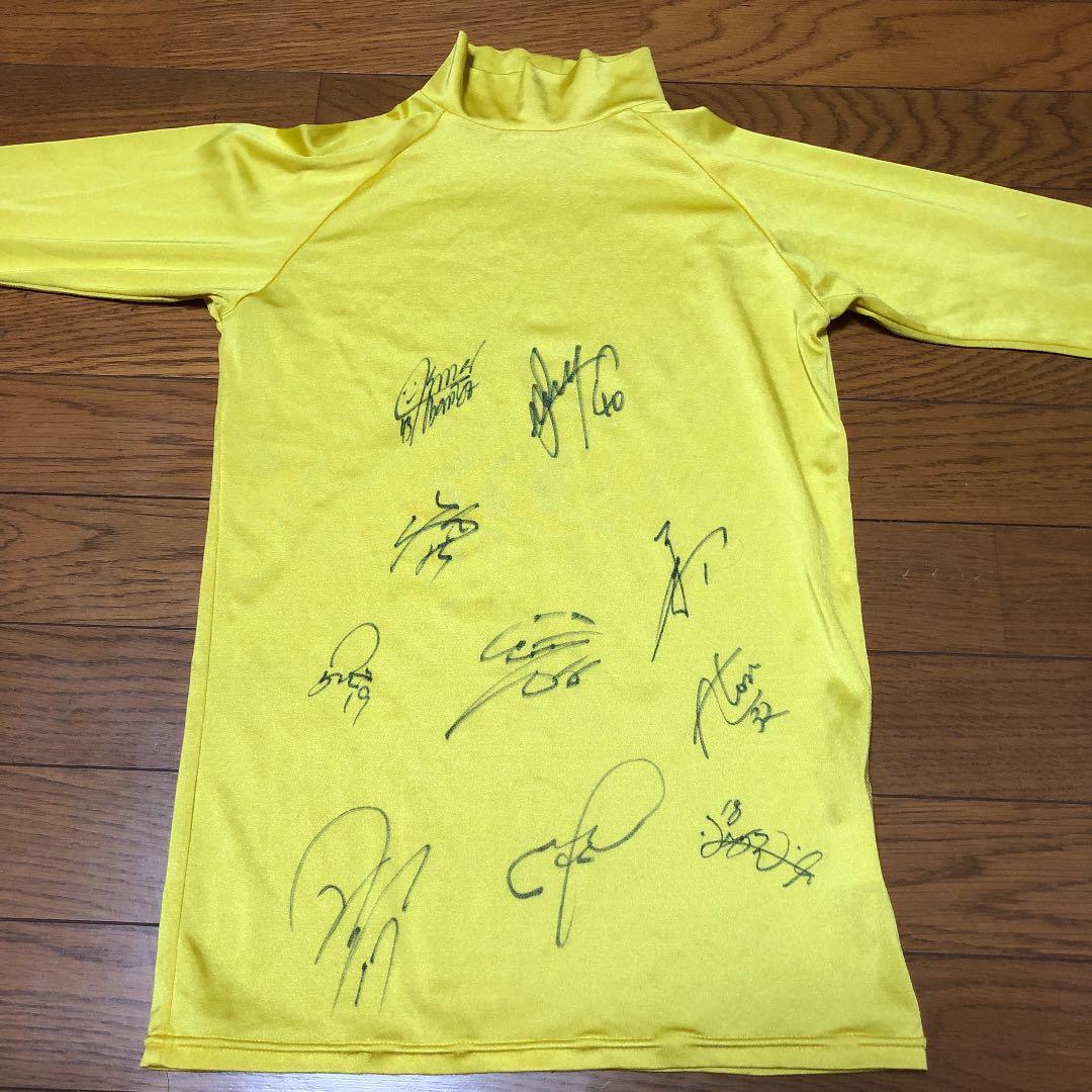 サッカーウェア　セレッソ大阪　サイン入り　インナーシャツ　清武弘嗣　山口蛍　など