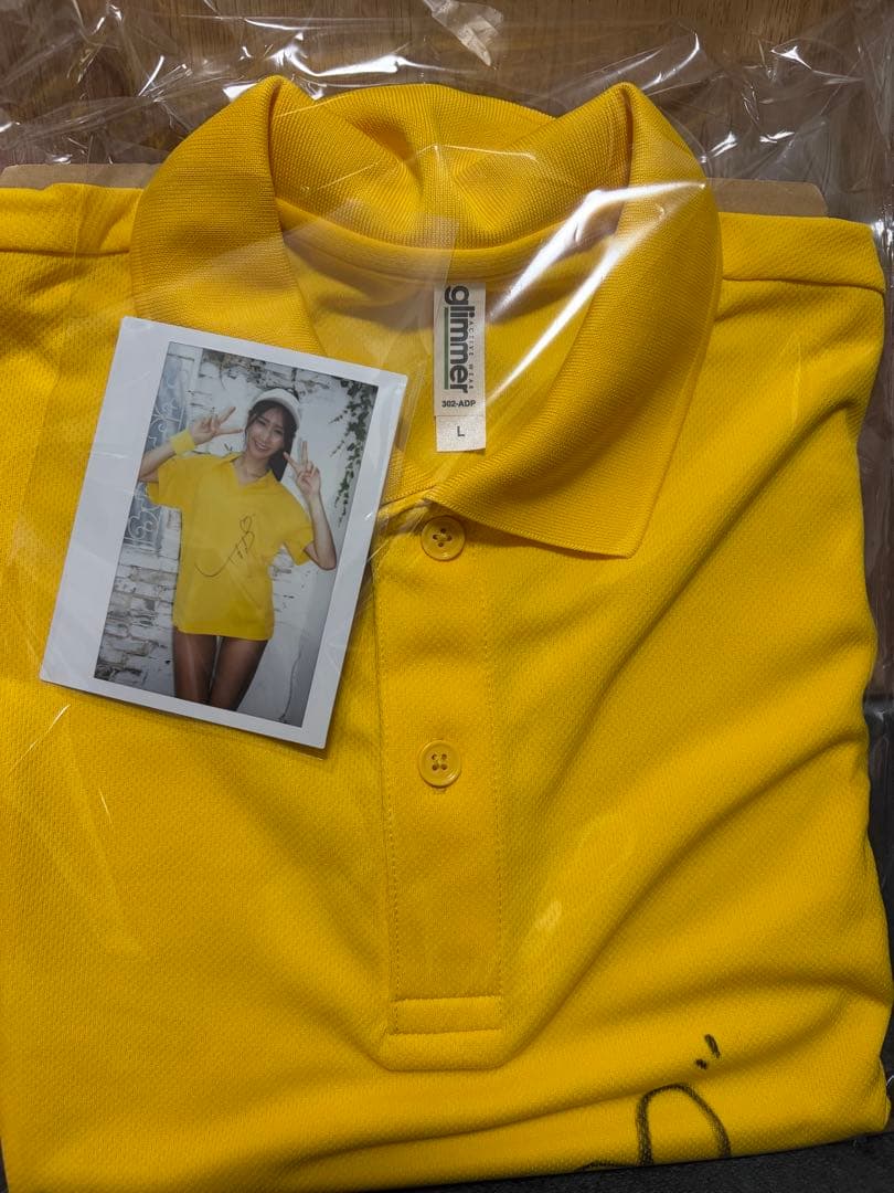 斎藤恭代 〜LUMINOUS 〜 トレーディングカード　サイン入りポロシャツ