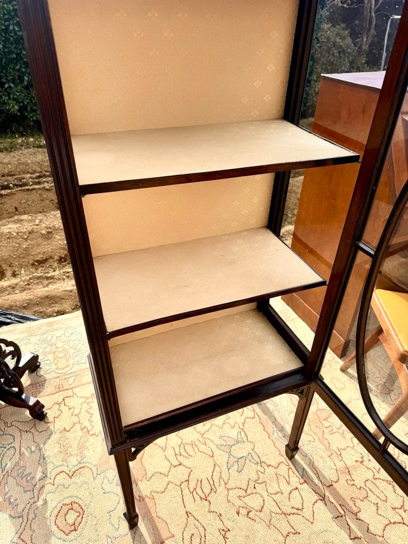 英国アンティーク 小ぶりガラスキャビネット 飾り棚