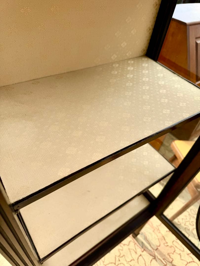 英国アンティーク 小ぶりガラスキャビネット 飾り棚