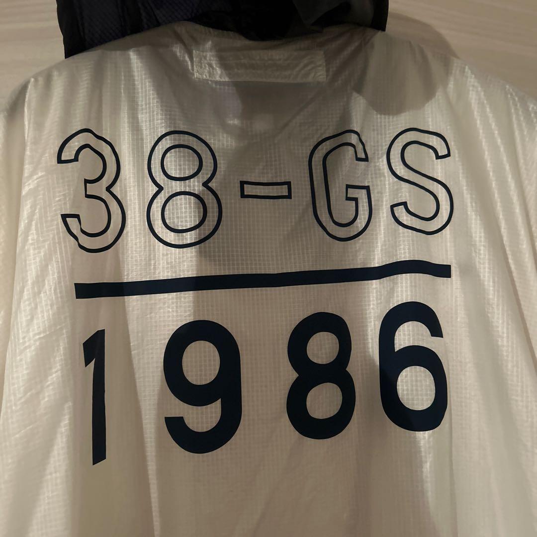 AIMÉ 38 GRAND SPORT ウィンドブレーカー XL