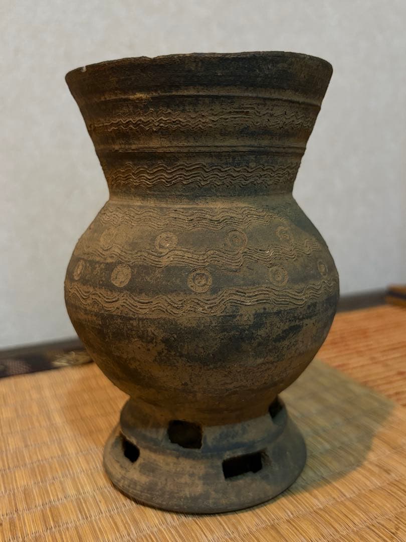 骨董　台付長頸壺　新羅土器　古代須恵器 朝鮮美術　古美術