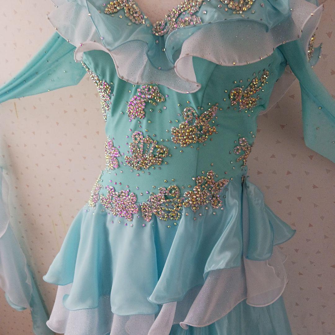 水色オフショルダー社交ダンスドレス