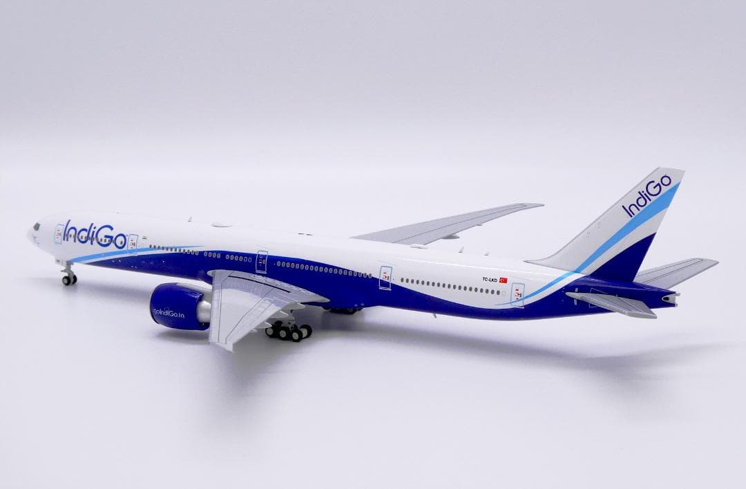 インディゴ 777-300ER TC-LKD 1/400