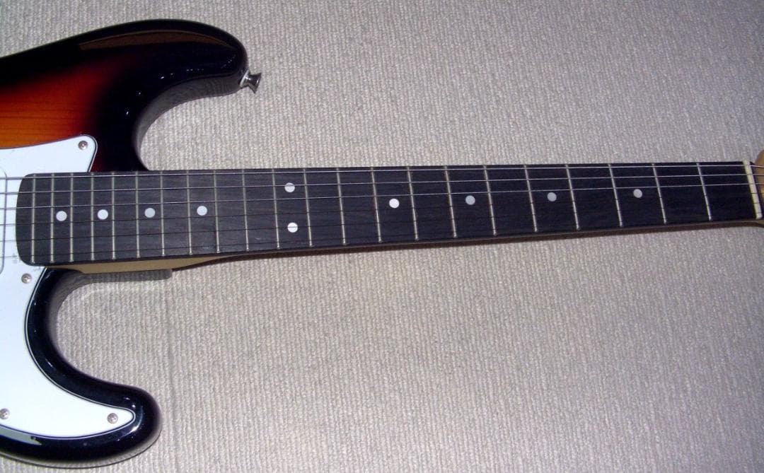 ♪♪楽しいSSSとSSHの切り替えSW付き　SELDERのストラト♪♪