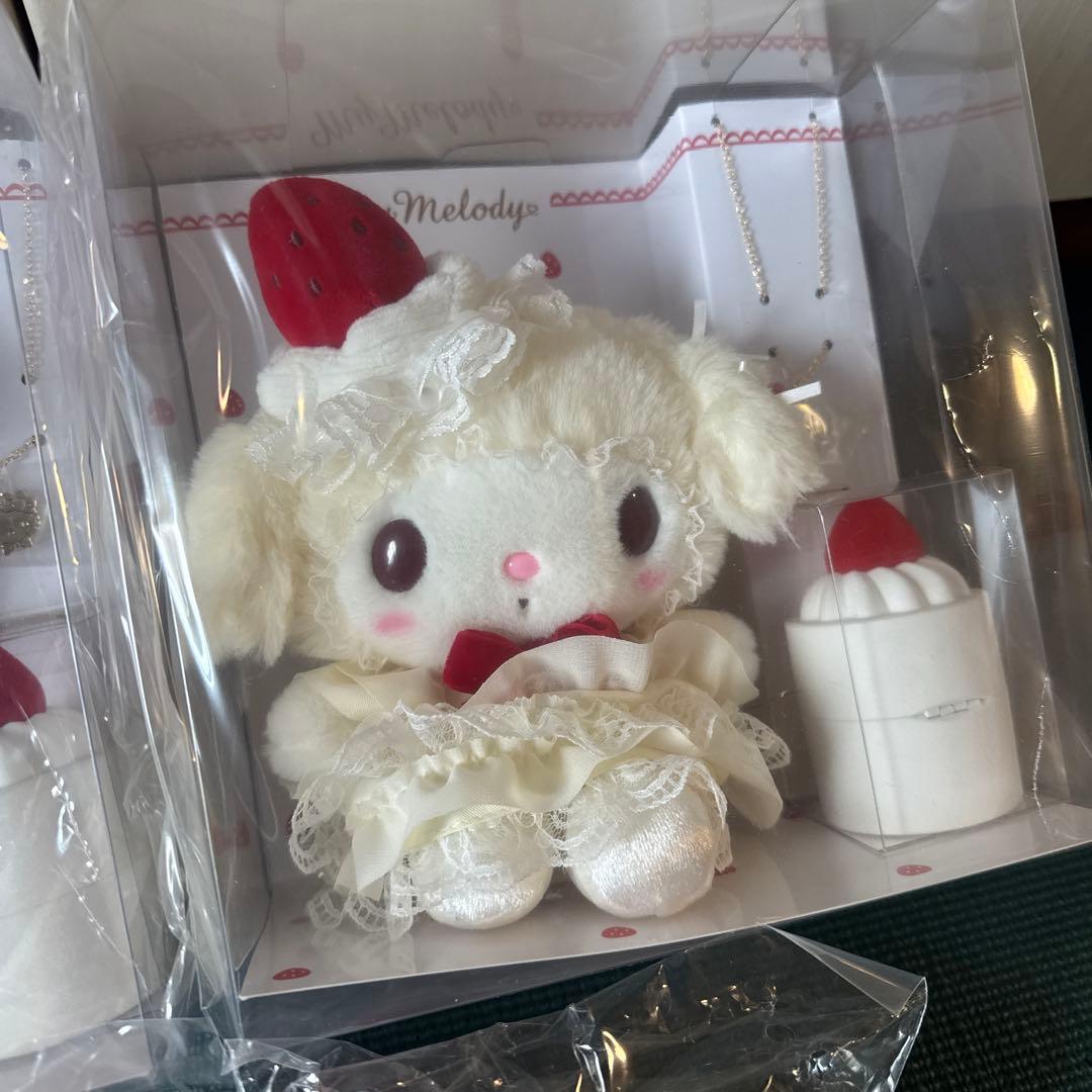 いちごショートケーキ マイメロ　マスコット ぬいぐるみ　ハローキティ　白いちご