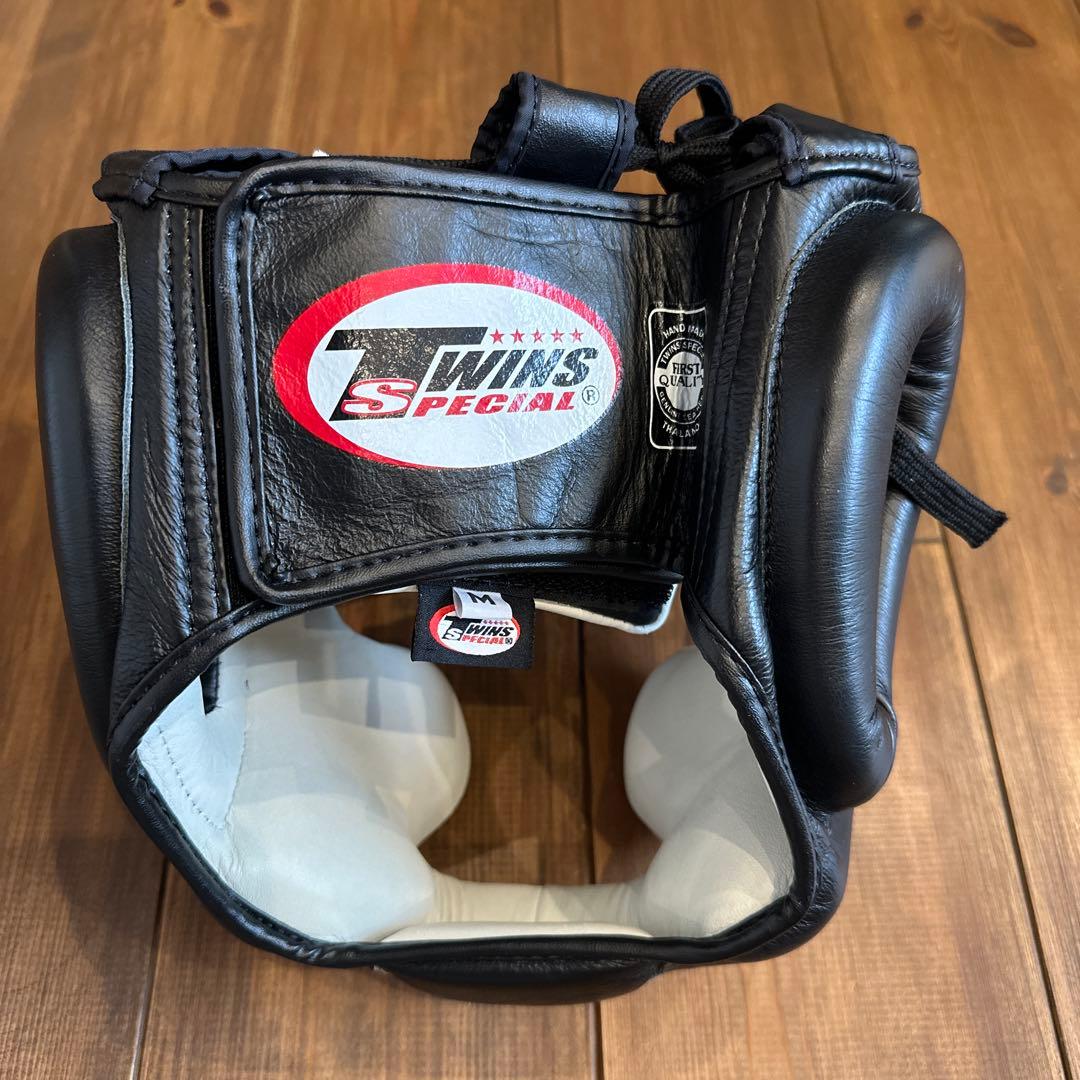 美品！TWINS SPECIAL ヘッドギア 黒　Mサイズ