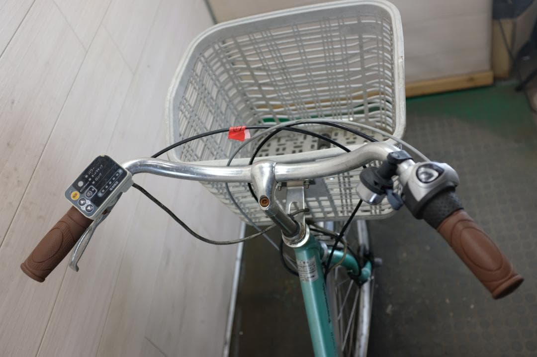 パナソニック 　24インチ3段　8.9Ah（5点灯）充電器あり