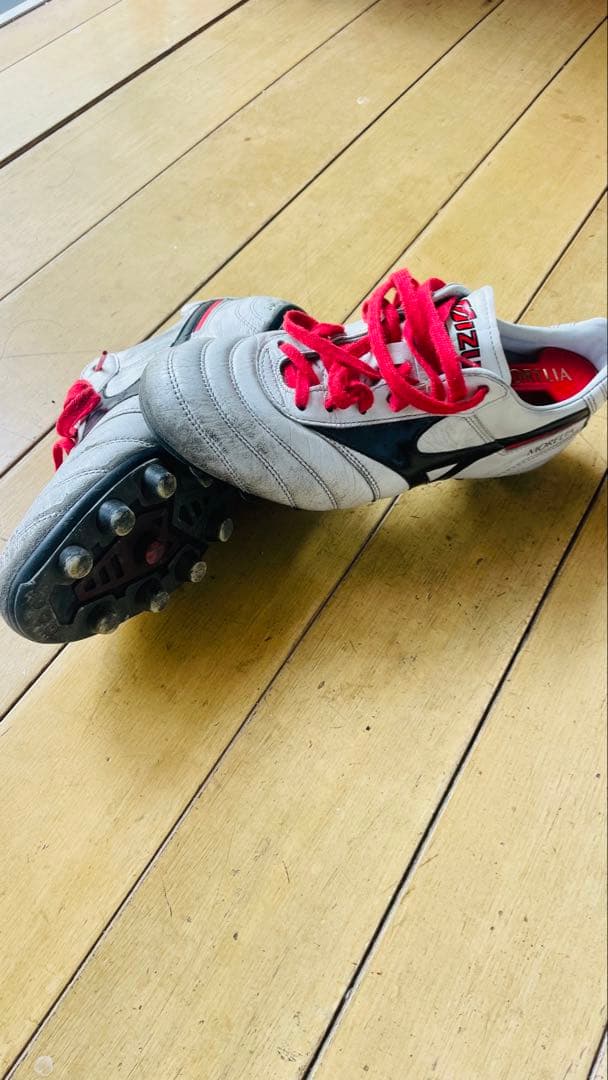 MIZUNOモレリア2JAPANショートタン仕様スーパーホワイトパール×ブラック