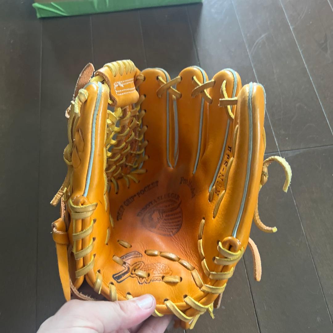 Slugger 軟式グローブ オレンジ