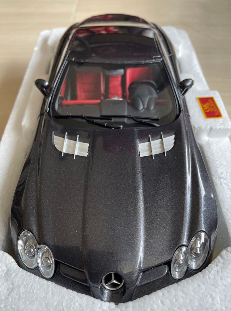 絶版新品超希少　CMC/ 1/18 メルセデスベンツ SLR ブラックメタリック