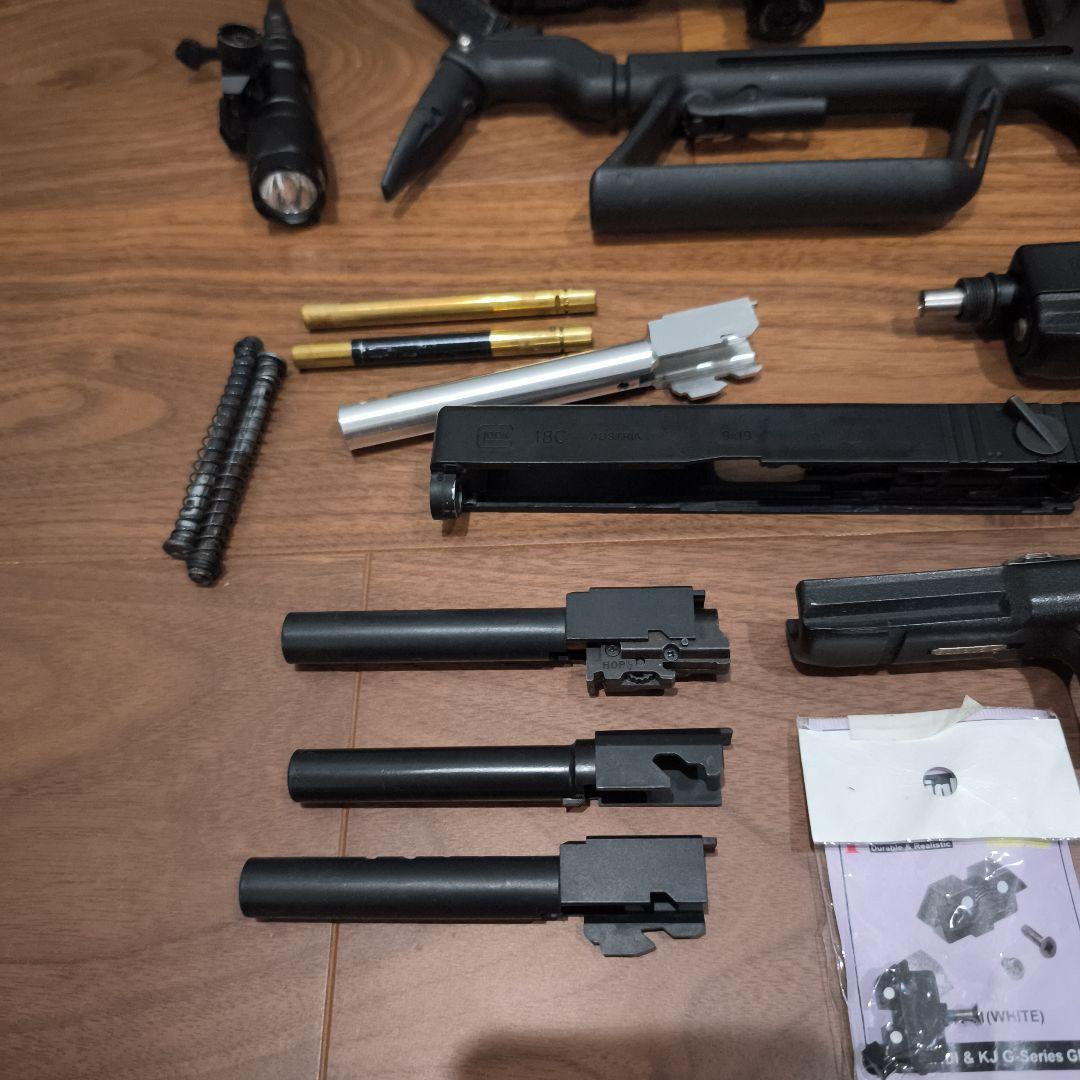 東京マルイ製Glock 18C 他 グロック関連パーツとおまけ