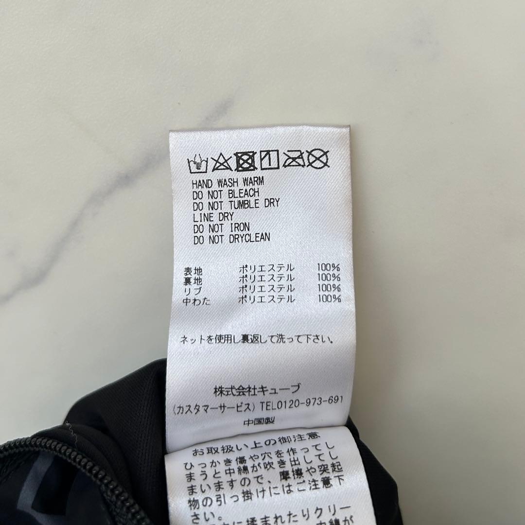 マークアンドロナ 2023年モデル プルオーバー スニード 中綿 総柄 黒