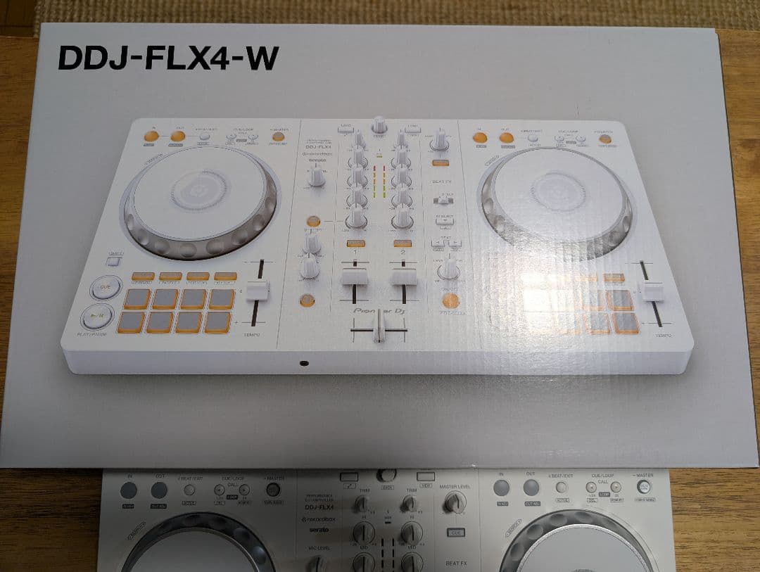 Pioneer DDJ-FLX4-W DJコントローラー