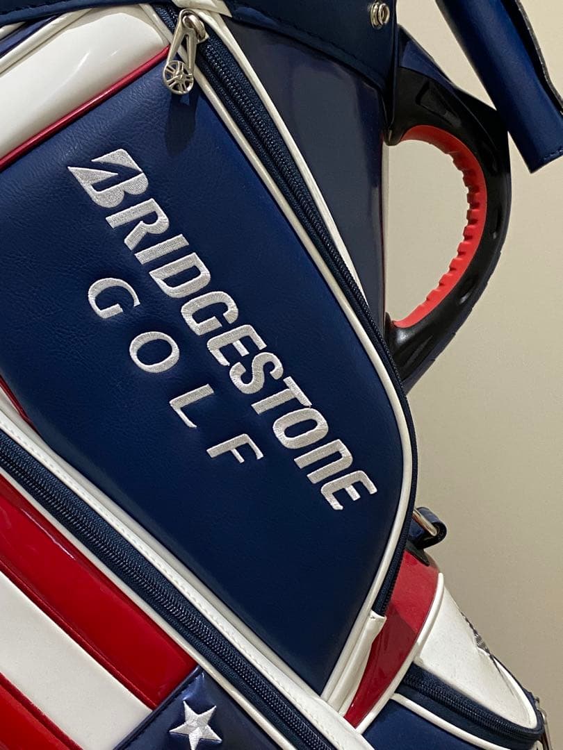 BRIDGESTONE ゴルフバッグ アメリカ国旗デザイン。メジャーコレクション
