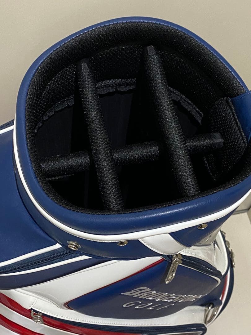 BRIDGESTONE ゴルフバッグ アメリカ国旗デザイン。メジャーコレクション