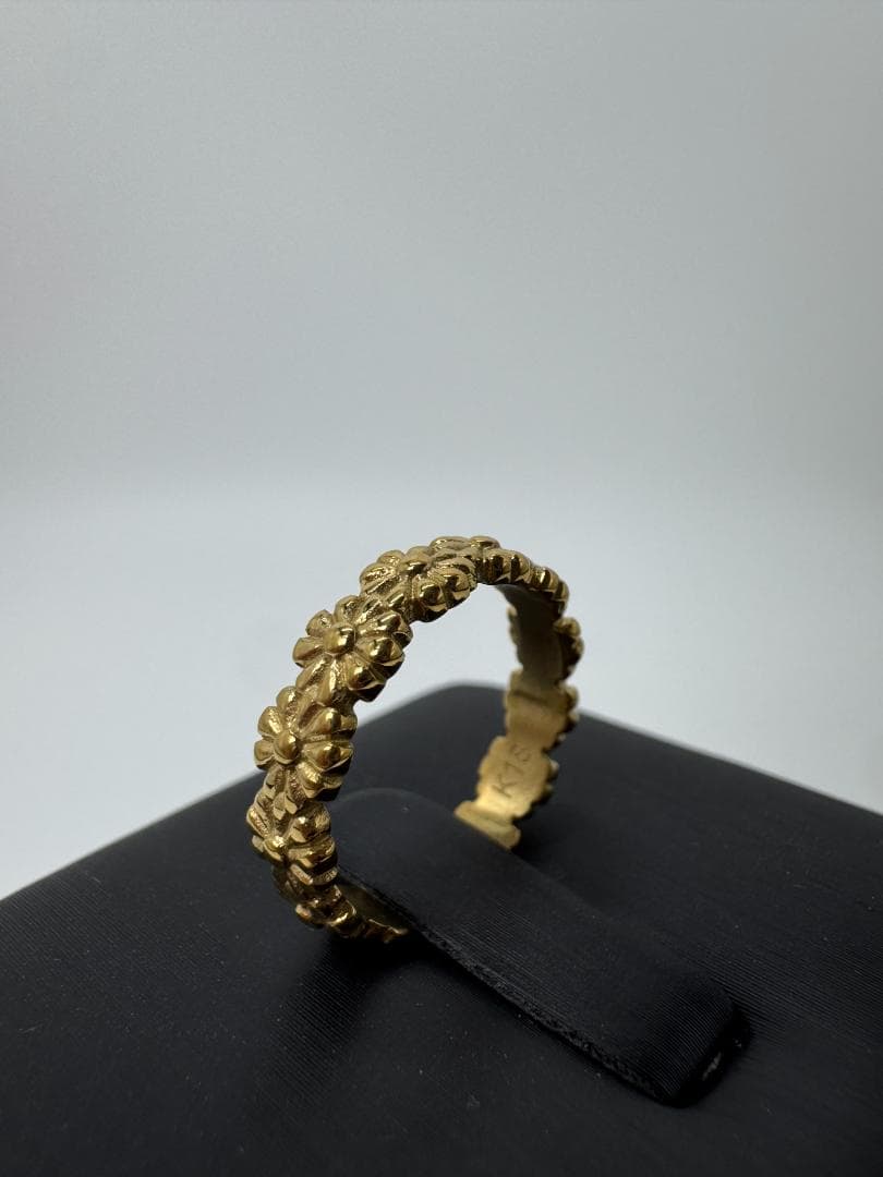 《日本製18金》K18花模様のゴールドリング2.07g 11号 即日発送