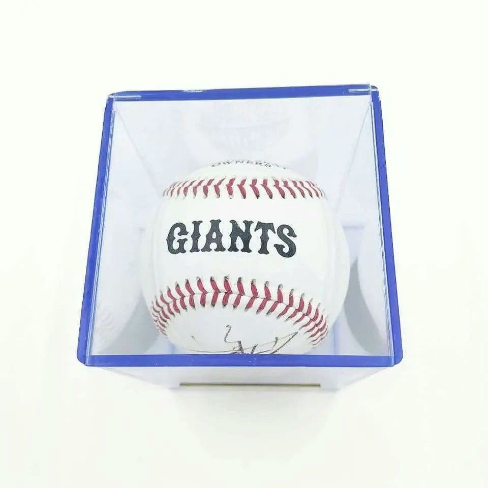 シーズンシートオーナー限定品 岡本和真選手 直筆サインボール