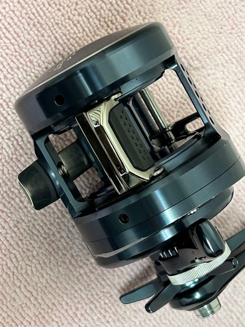 リール OCEA CONQUEST LIMITED 300HG