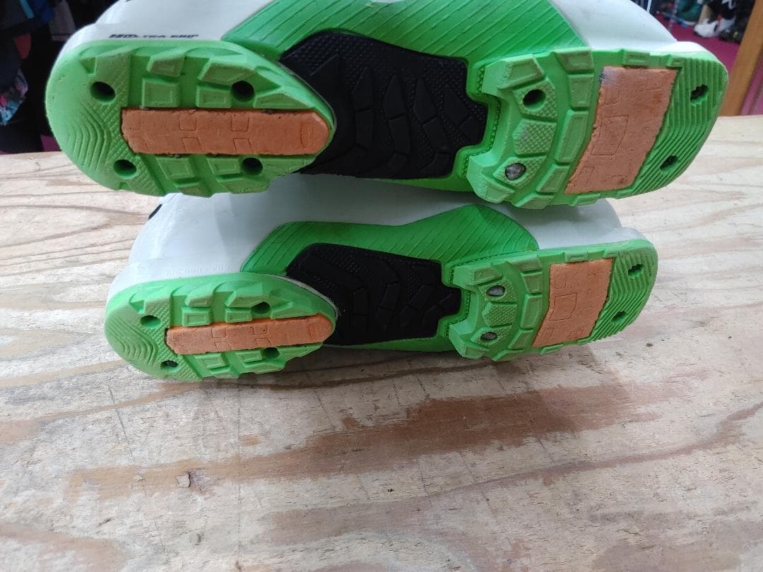 スキー 26-26.5 LANGE XT130 LV