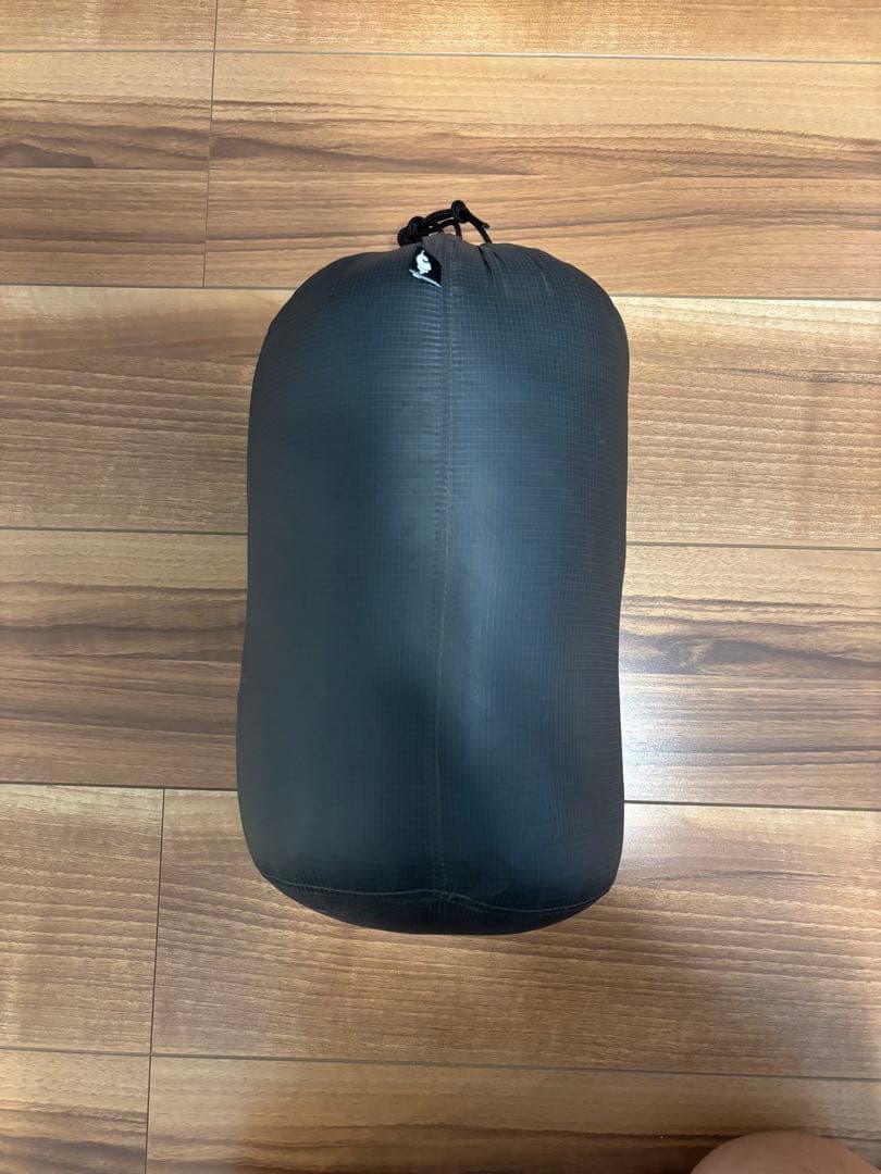 アウトドア寝具 ENLIGHTENED EQUIPMENT REVELATION 850FP