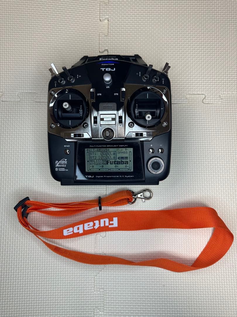 Futaba T8J 2.4GHz 8チャンネル送信機