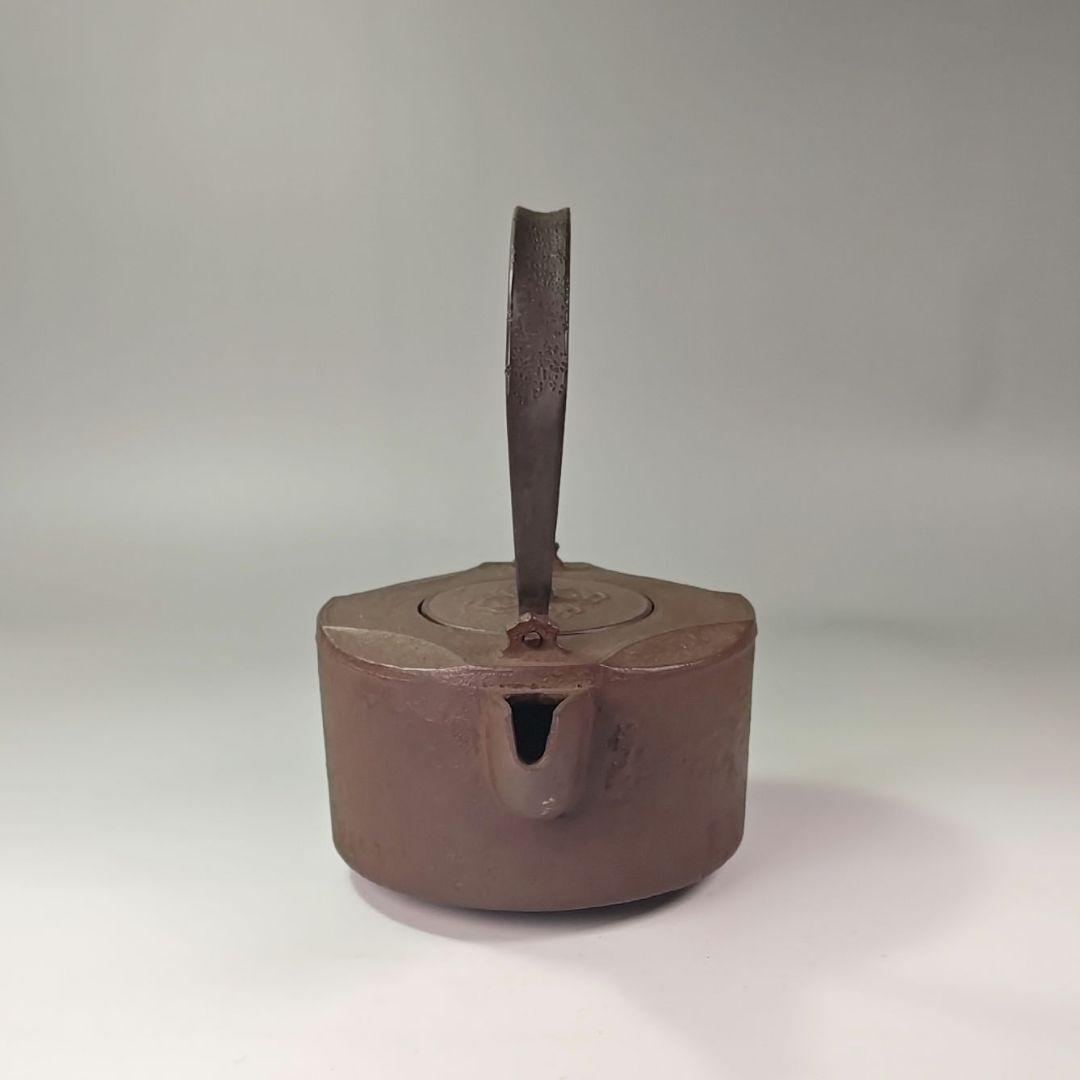 ウ318 銚子『釜師　須藤浄義造』『七宝　銚子　共箱　鉄製』茶道具