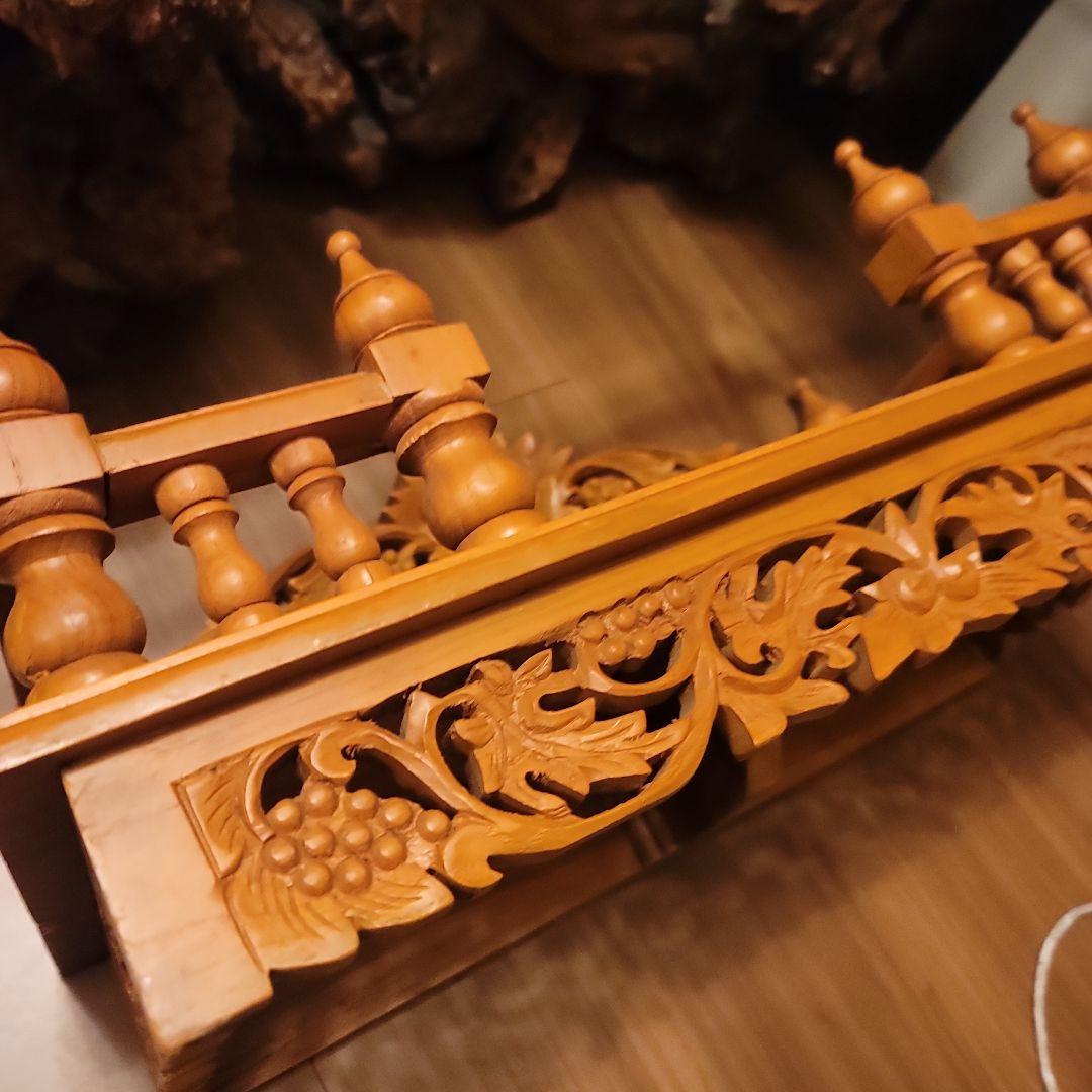 木製アジアンスタイル飾り台