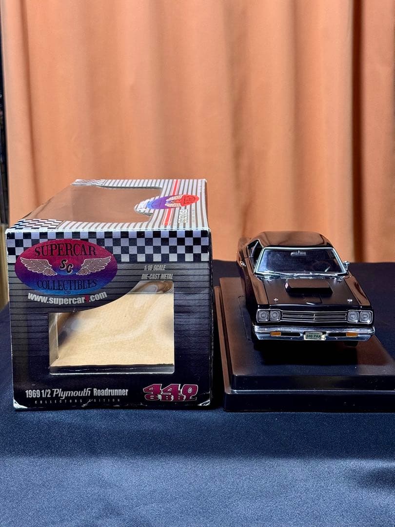 プリムスロードランナー 440GBBL 1/18scale 黒