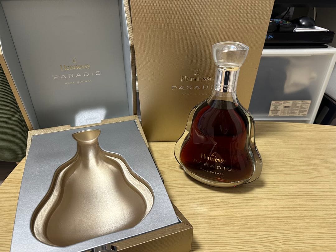 Hennessy ヘネシーパラダイス新品未開封Box付き