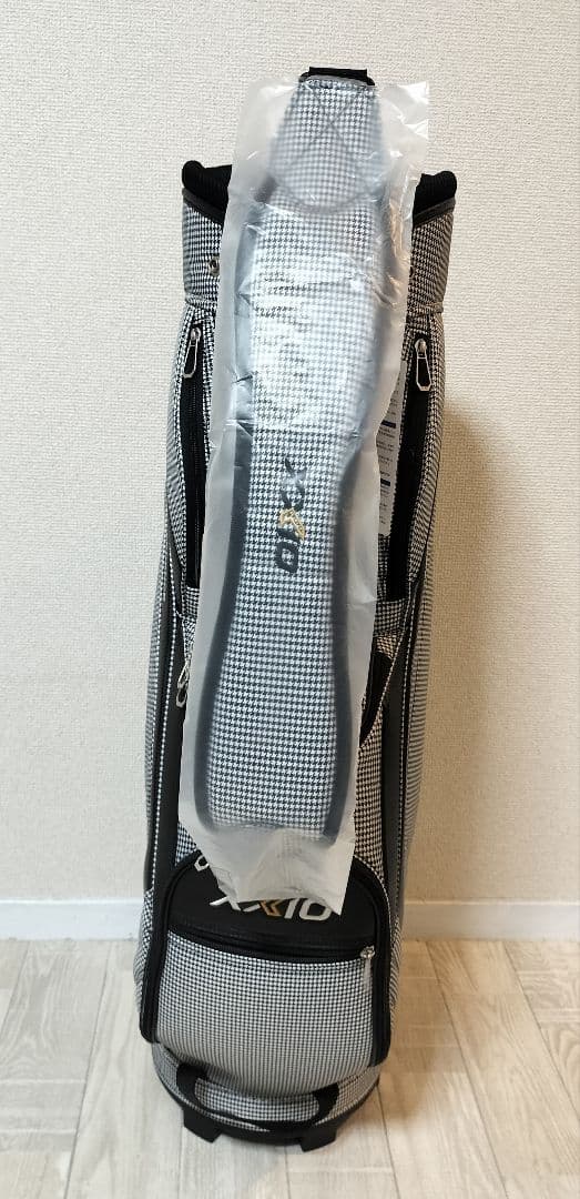 ゼクシオ　新品未使用キャディバッグ