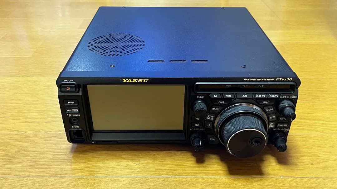 YAESU FTDX10 M HF/50MHz トランシーバー　50W