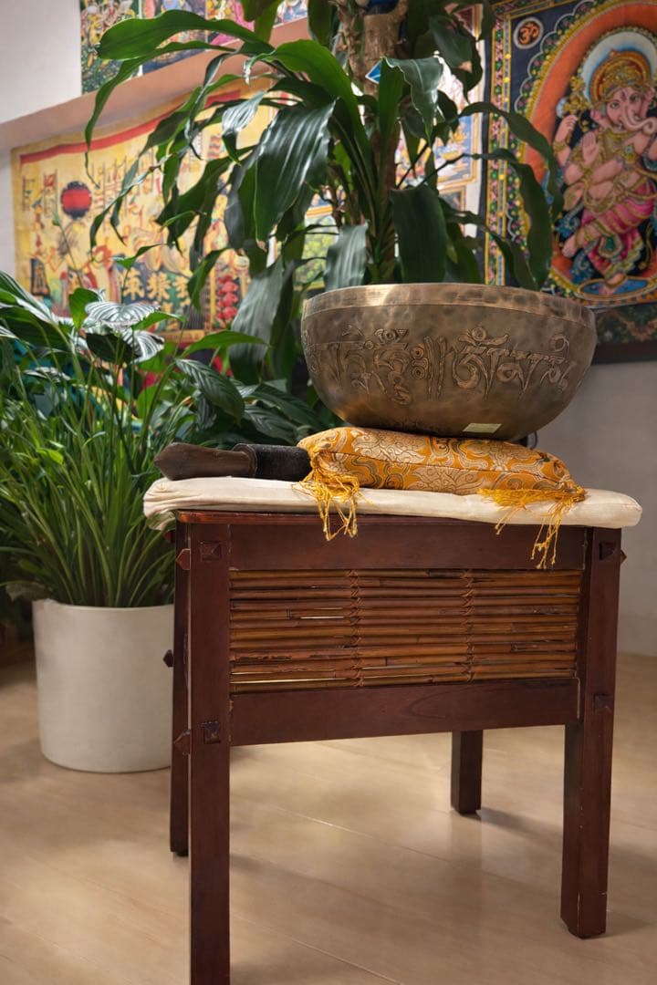 *バリ島直輸入* アジアン木製スツール ラタン装飾 一点もの