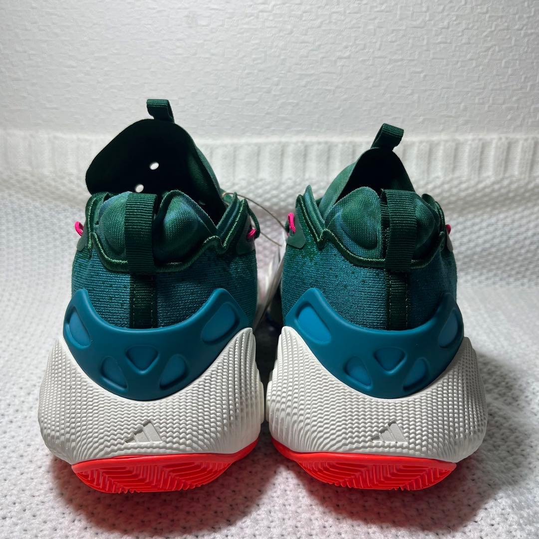 【新品未使用】アディダス トレイヤング3 Trae Young バスケ　バッシュ