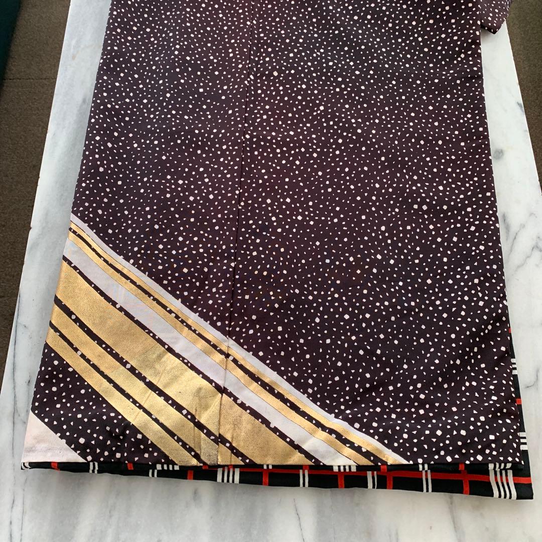 男踊り衣装　黒地に金